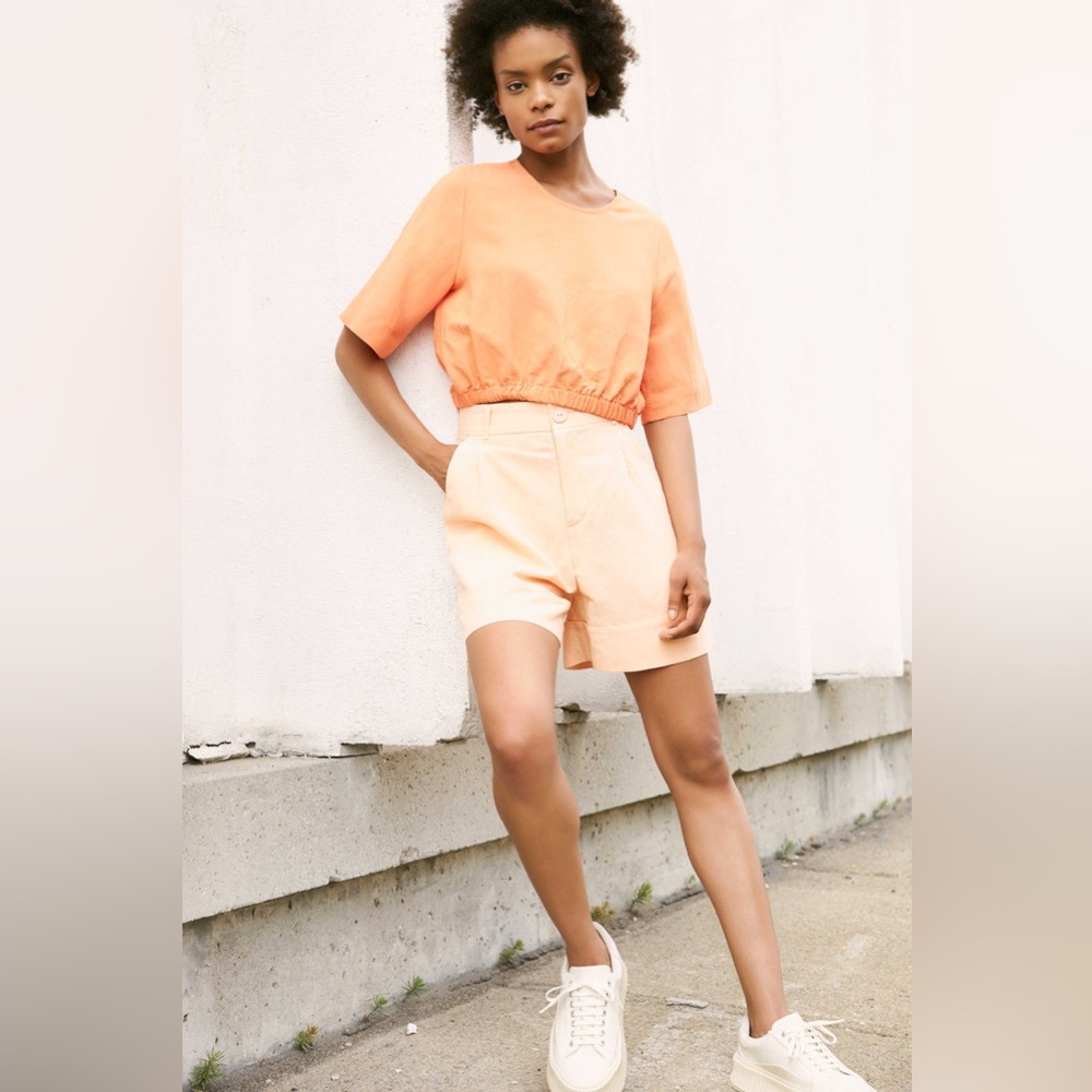*SOLD* Eve Gravel Magnolia Top